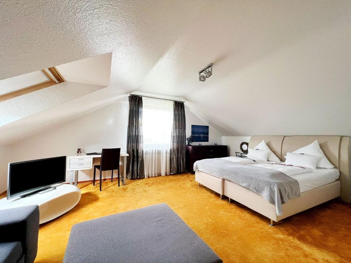 Hotel Hellers Twenty Four I -24H-Check-In- ฟรีดริชส์ฮาเฟน ภายนอก รูปภาพ